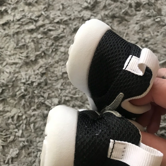 Roshe rum toddler black 8C - Picture 3 of 5